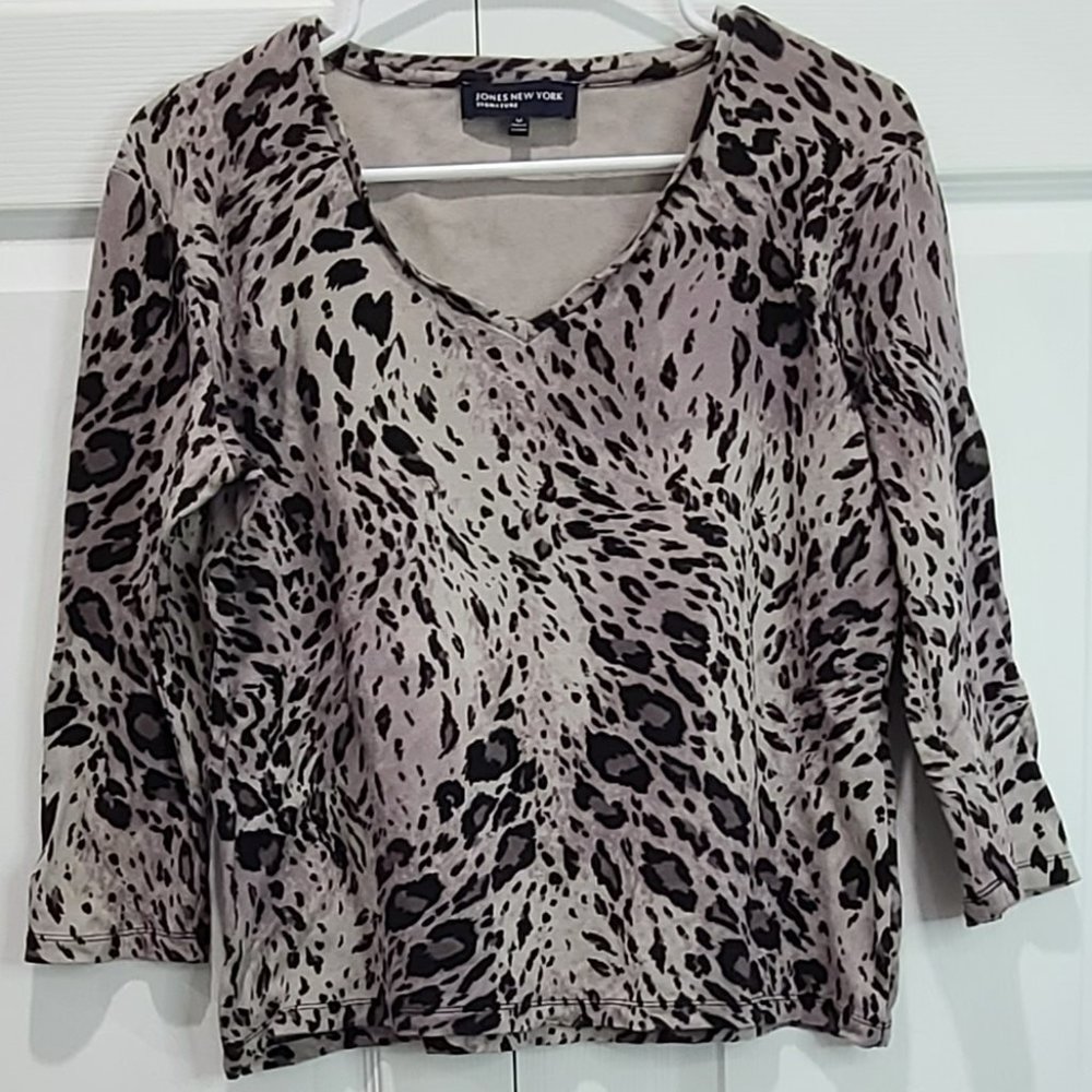 Leopard Jones New York Signature Long Sleeve, Size M